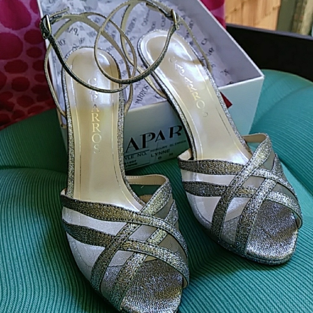 Dress shoes